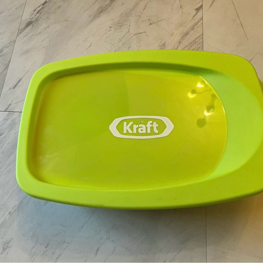 Kraft Multi-Color Food Storage Container Set - Picture 2 of 2